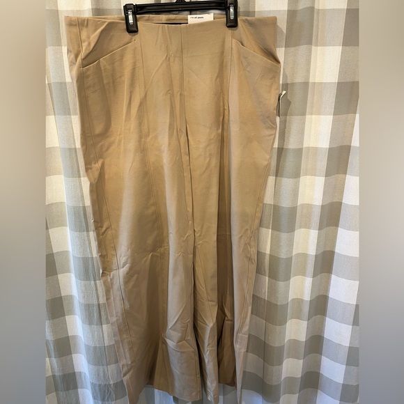 Old Navy Women's Tan Wide Leg Pants - Picture 1 of 4